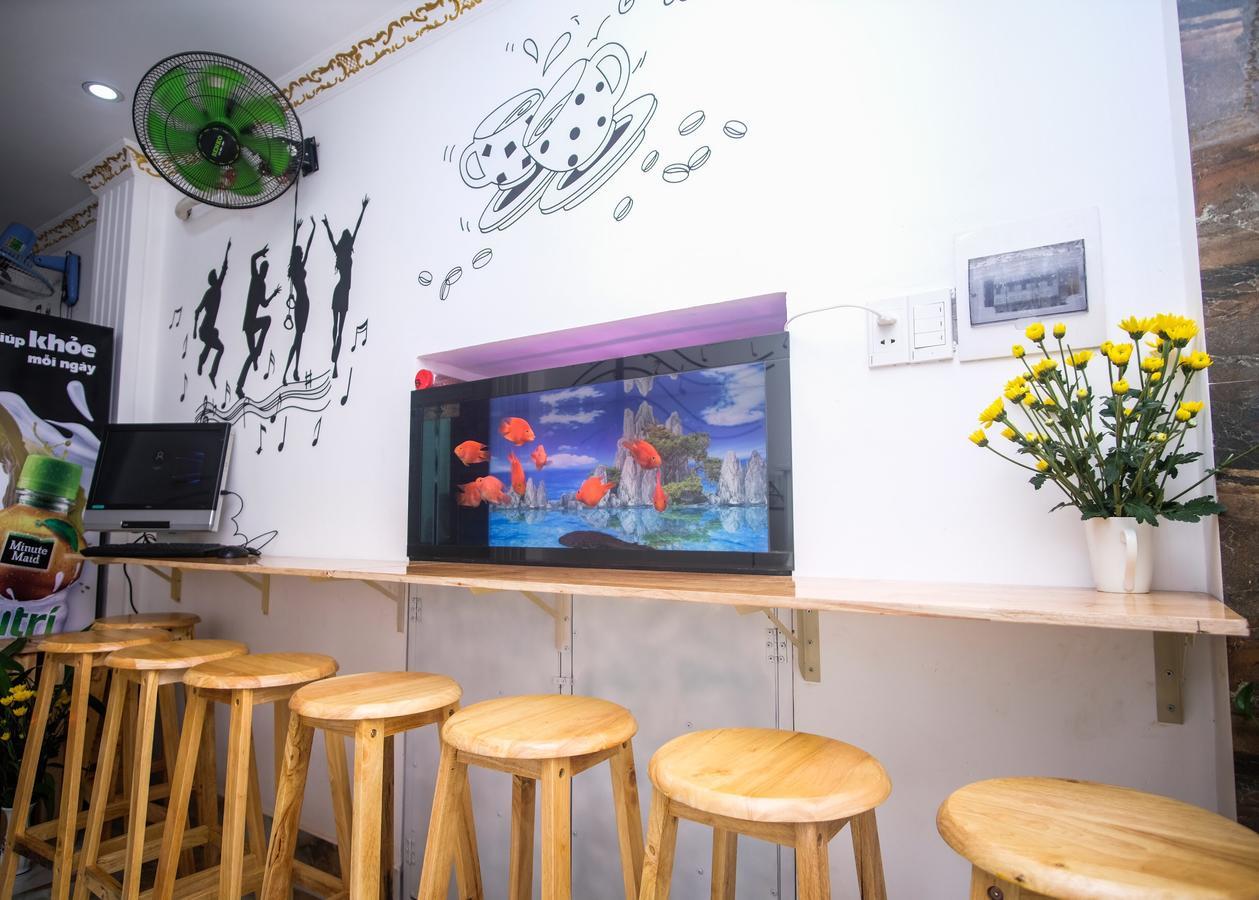 Dola Hostel Хошимін Екстер'єр фото